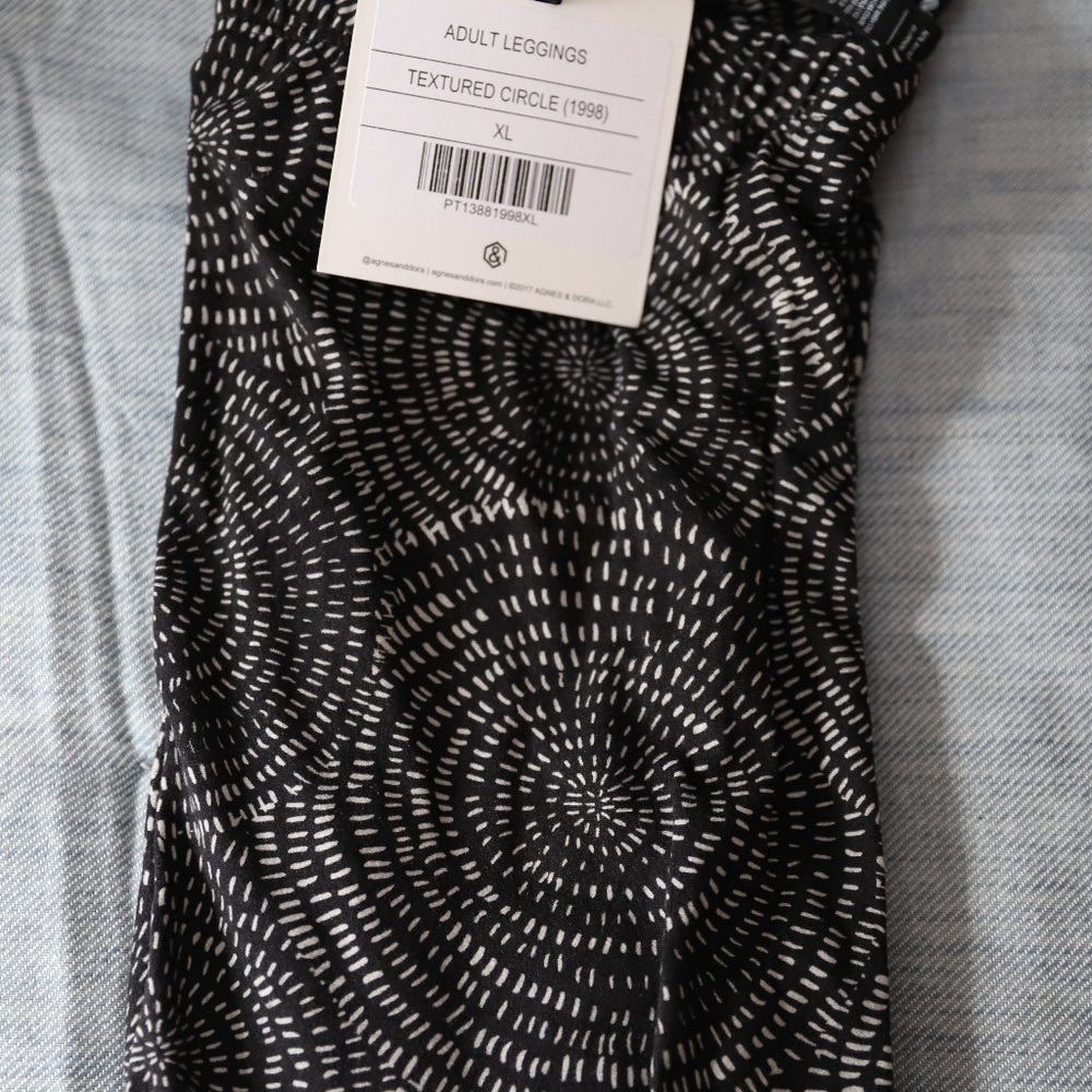 BNWT Agnes and Dora leggings